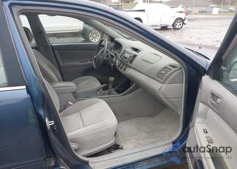 2002 Toyota Camry Le из США, поврежденный, VIN 4T1BE32K82U534140